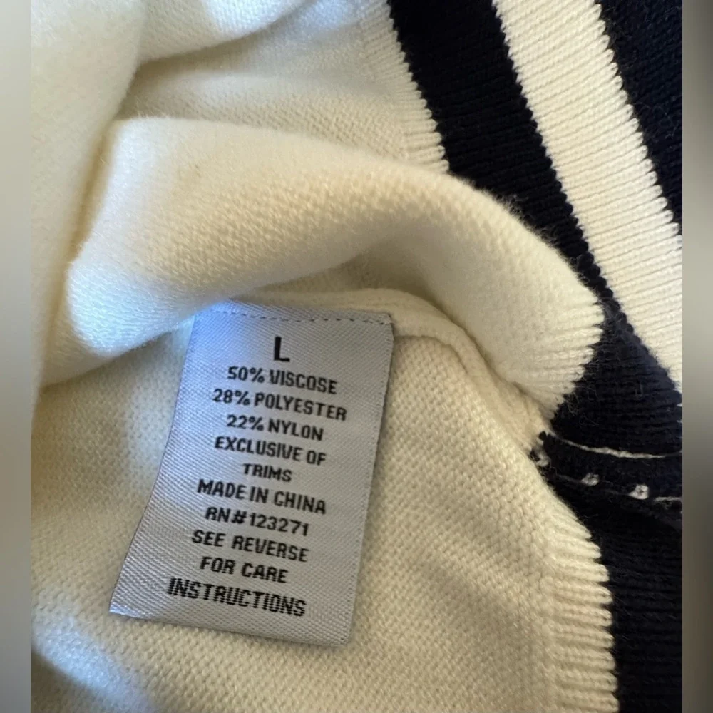 Classic New York V-Neck Sweater - White and Navy Blue NWT